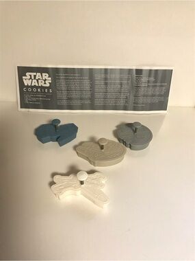 William Sonoma Star Wars Cookie Cutter Set - Blue, Gray, Cream, White